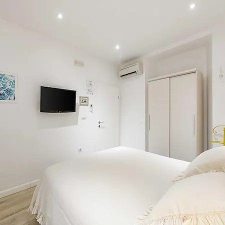 L & L Old Town - Lacroma Apartament Dubrownik