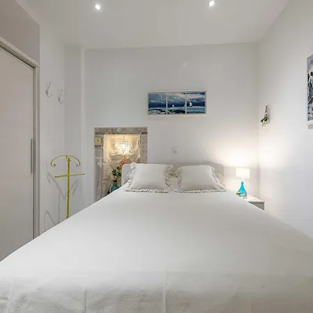 L & L Old Town - Lacroma Dubrovnik