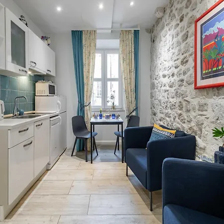 L & L Old Town - Lacroma Dubrovnik