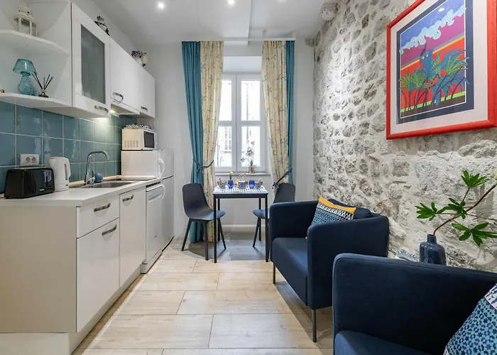 L & L Old Town - Lacroma Ragusa