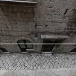 L & L Old Town - Lacroma شقة